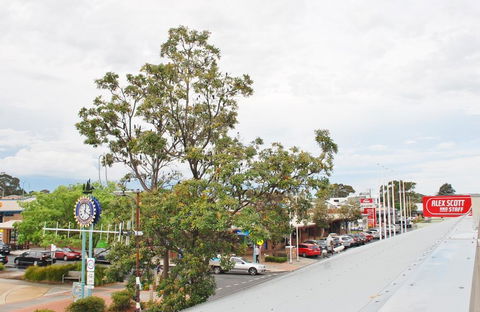POSITION PERFECT CENTRAL INVERLOCH - Accommodation Bookings 2