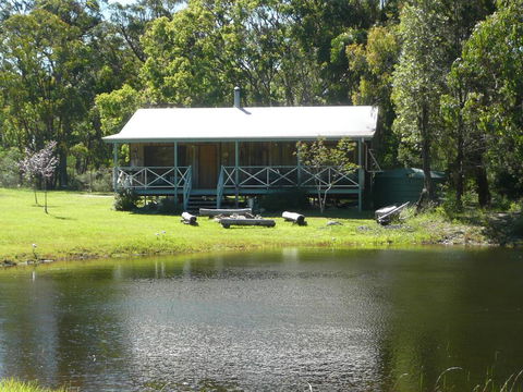 Possum's Hollow And Hooter's Hut - Accommodation Bookings 3