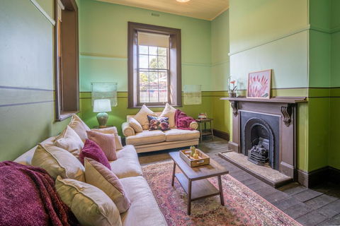 Post Office Residence - Accommodation Bookings 1