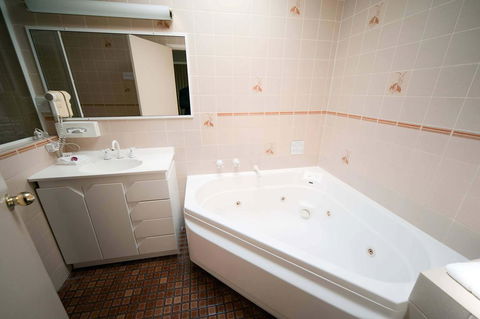 Posthouse Motor Lodge - Accommodation Bookings 2