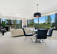 Private Apartment - Central Broadbeach - Accommodation Bookings