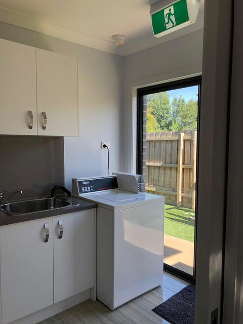 Private Studio - Accommodation Bookings 3