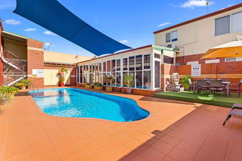 Quality Inn Railway Motel - Accommodation Bookings 1