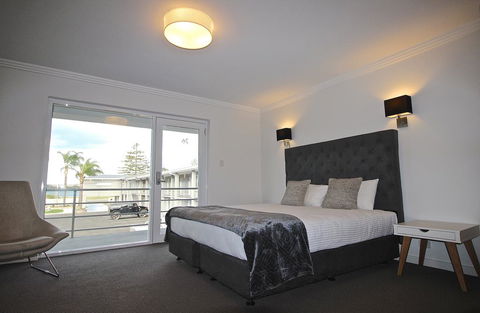 Quays Hotel - Accommodation Bookings 1