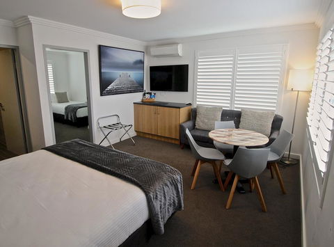 Quays Hotel - Accommodation Bookings 2