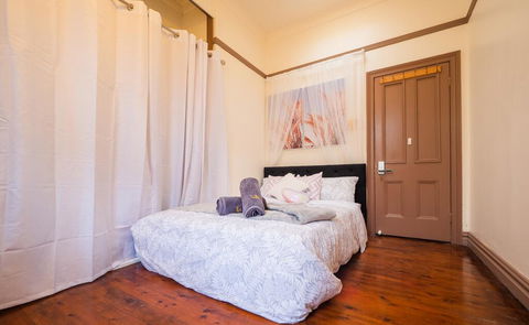 Quiet Private Room In Strathfield 3min To Train Station4 - Accommodation Bookings 0