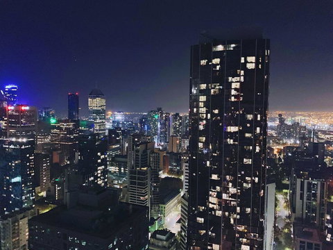 R&K Luxury Apartment Fantastic Skyline View CBD Parking&Free Tram Heart Of Melbourne - Accommodation Bookings 0