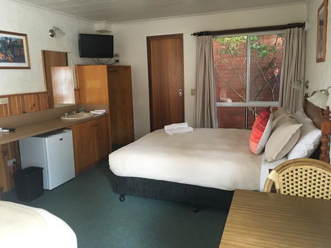 Railway Motel Myrtleford - Accommodation Bookings 1