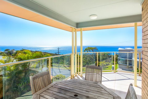 Rainbow Views - Rainbow Beach, Stunning Ocean Views And A Swimming Pool - Accommodation Bookings 0