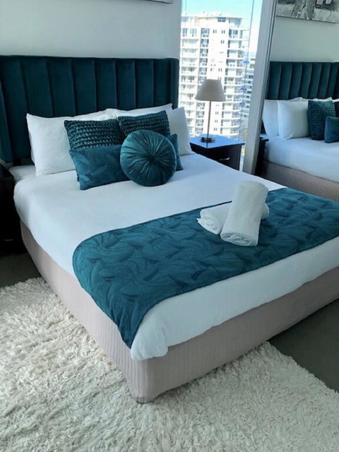 Reflections Towers - Accommodation Bookings 3