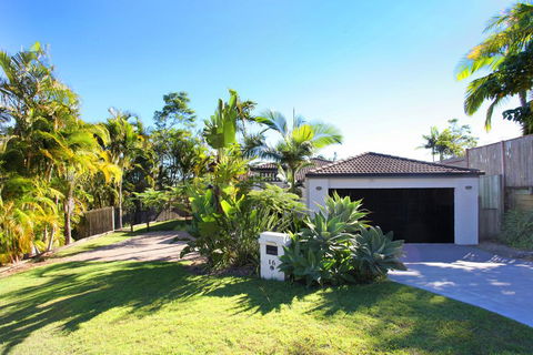 Relax At Coolum - Accommodation Bookings 3