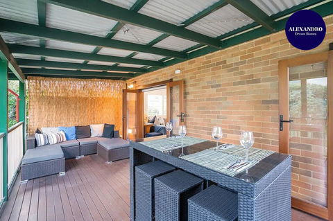 Rent Two Beach Units As One - Stay With Family - Accommodation Bookings 0