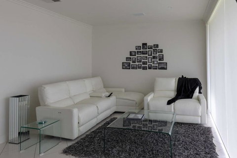 River Devine - Accommodation Bookings 2