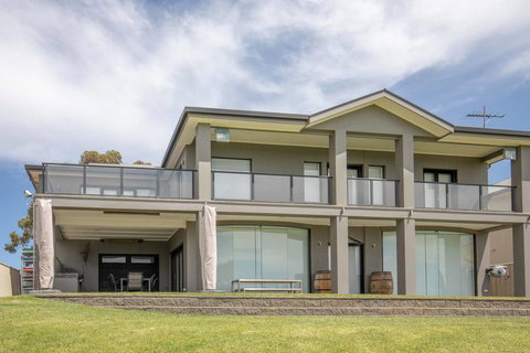 River Devine - Accommodation Bookings 0