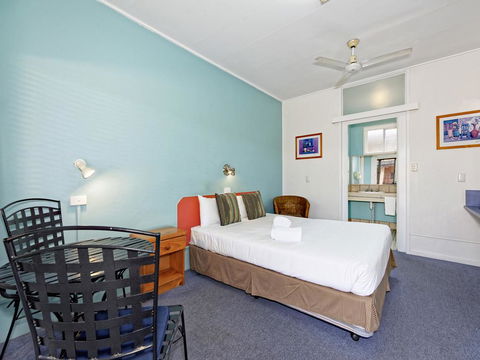 Riviera Motel Bundaberg - Accommodation Bookings 2