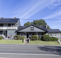 Robertson Public House and Kitchen