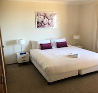 Robin Hill Views - Accommodation Bookings