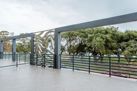 Rockingham Beachfront Apartment - Accommodation Bookings 0