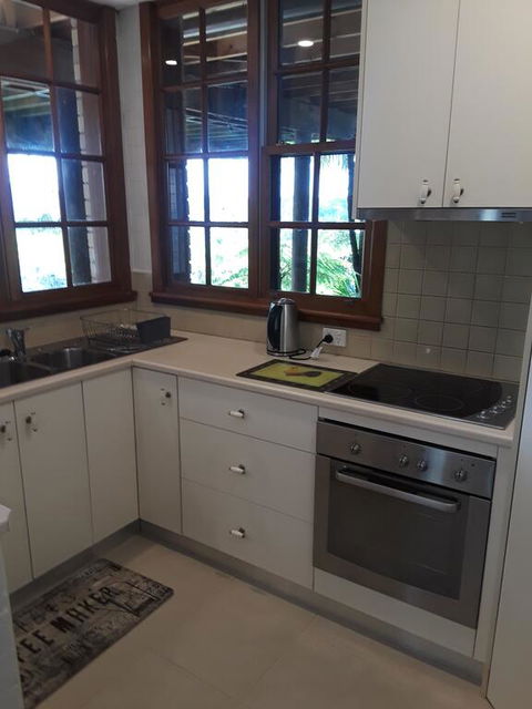 Rockwall Avoca Beach - Accommodation Bookings 3