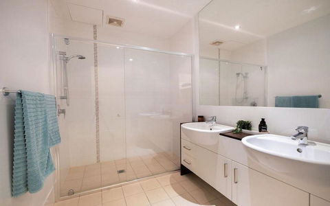 ROOFTOP DRIFT APARTMENT 29 South - Accommodation Bookings 3