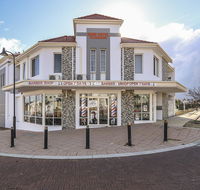 Rose Hotel Clarkson