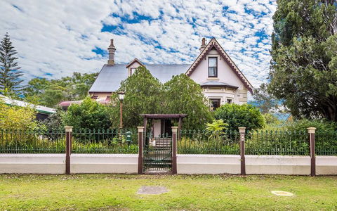 Rosslyn - Accommodation Bookings 1