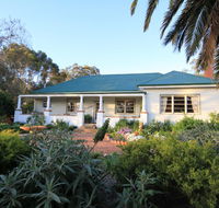 Rostrata Country House