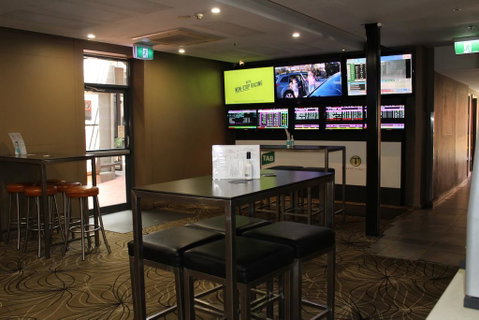 Royal Hotel Orange - Accommodation Bookings 2