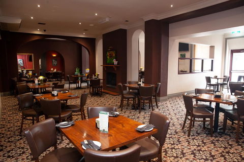 Royal Hotel Singleton - Accommodation Bookings 1