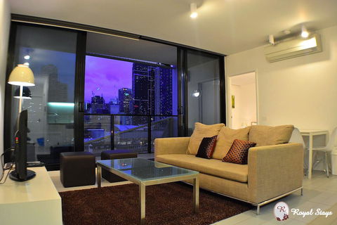Royal Stays Apartments Melbourne - Docklands - Accommodation Bookings 3