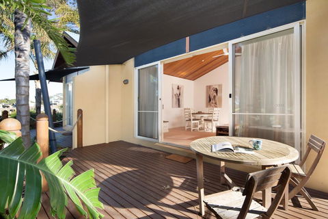 SAILS TWO - INVERLOCH - Accommodation Bookings 0