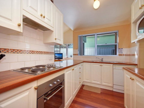 Salt Water @ Fingal Bay - Accommodation Bookings 0