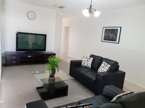 SAN Mateo - Accommodation Bookings 1