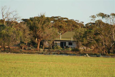 Sandalmere Cottage - Accommodation Bookings 1