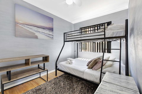 Sandhurst 5 - Accommodation Bookings 2