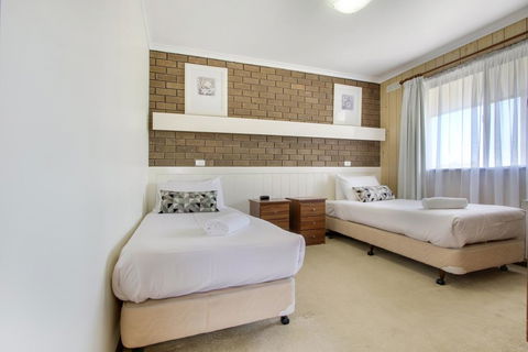 Sandpiper Lakes Entrance - Accommodation Bookings 3