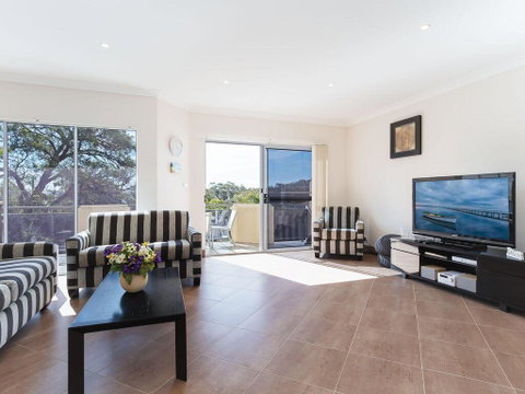 Sandy Point Luxury', 117a Sandy Point Road - Air Con & Foxtel - Accommodation Bookings 0