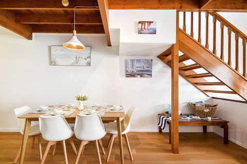 Santa Fe By The Broadwater - Accommodation Bookings 1