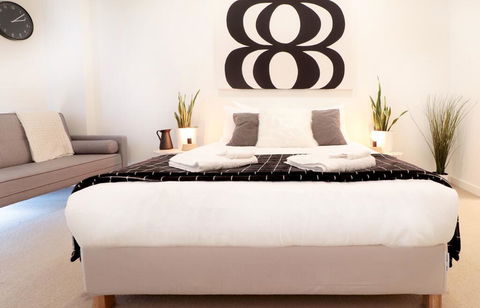 SATOR City Fringe Home Away From Home Pets OK! - Accommodation Bookings 0
