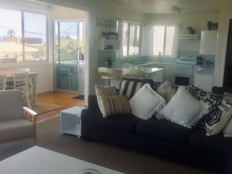 Scarlets By The Sea - Accommodation Bookings 3