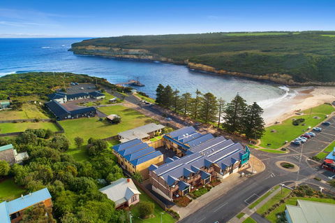 Sea Foam Villas - Accommodation Bookings 0