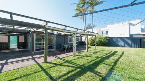 Sea Urchin, 9 Sandy Point Road - Accommodation Bookings 3