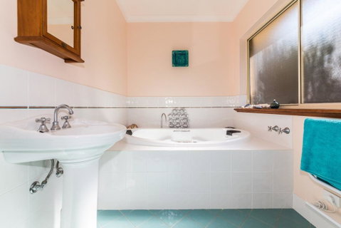 Seaclusion - 8 View Court Carrickalinga - Accommodation Bookings 2