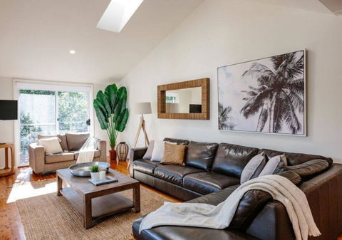 Seagrass House - Modern North Avoca Oasis - Accommodation Bookings 0