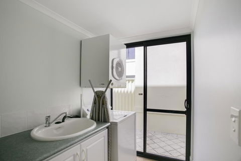 Seahaven By Rockingham Apartments - Accommodation Bookings 1