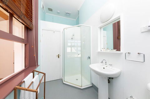 Seal Rocks Lighthouse Cottages - Accommodation Bookings 2