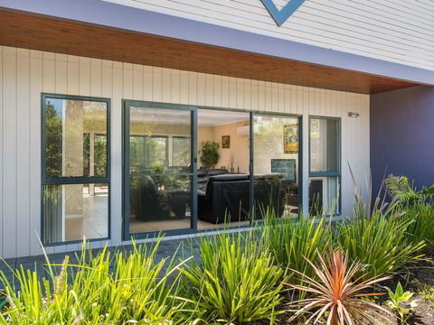 Seaside Splendour - Accommodation Bookings 3