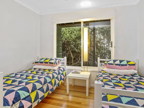 SEAVIEW - Ocean Views From A Modern Townhouse - Accommodation Bookings 1