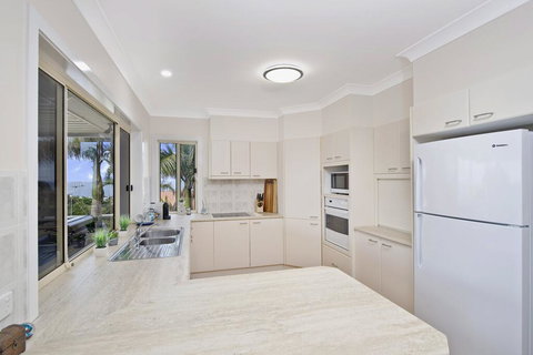 SEAVIEW DREAM - Bonny Hills - Accommodation Bookings 3