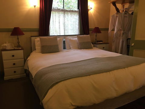 Secrets Hideaway - Accommodation Bookings 2